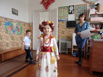 свято осені  старша група